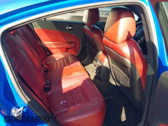 2014 Dodge Charger SXT with VIN 2C3CDXHG9EH369698, listed as a IAAI auction lot 43302967 with 290,101 mi miles and . Bid and sale history available at DreamBid. Image 8.