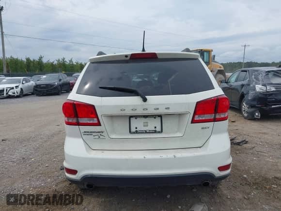 2015 Dodge Journey SXT с VIN 3C4PDDBG7FT554734, выставлен на аукционе IAAI как лот 43278855 с пробегом 143 374 миль миль и . История ставок и продаж доступна на DreamBid. Изображение 16.