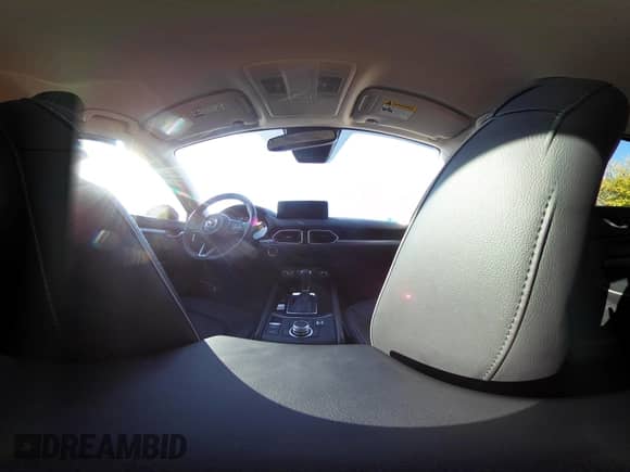 2025 Mazda CX-5 S Carbon Edition с VIN JM3KFBCM5S0689545, выставлен на аукционе IAAI как лот 43328006 с пробегом 1 220 миль миль и . История ставок и продаж доступна на DreamBid. Изображение 20.