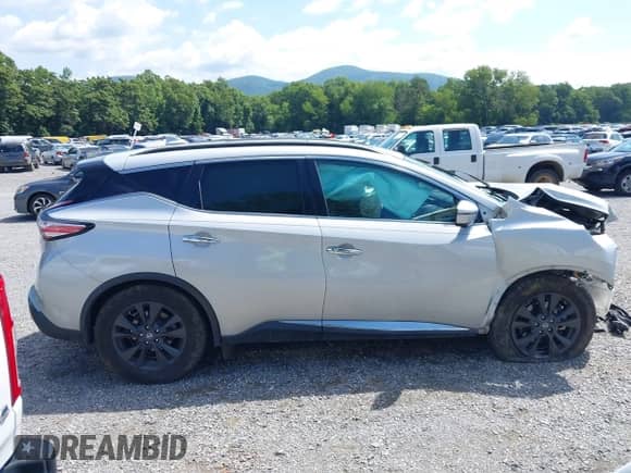 2018 Nissan Murano SV с VIN 5N1AZ2MH0JN102646, выставлен на аукционе IAAI как лот 42730793 с пробегом 84 675 миль миль и . История ставок и продаж доступна на DreamBid. Изображение 14.