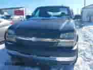 2003 Chevrolet Silverado 2500HD LS с VIN 1GCHK23U93F131856, выставлен на аукционе IAAI как лот 41235689 с пробегом 101 907 миль миль и . История ставок и продаж доступна на DreamBid. Изображение 12.