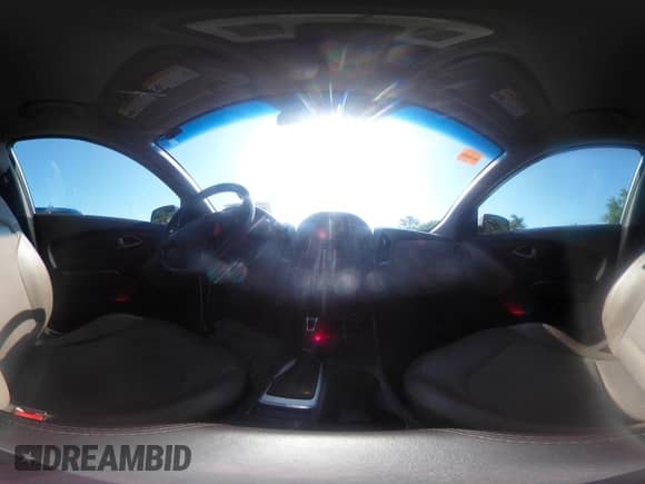 2015 Hyundai Tucson SE с VIN KM8JUCAG1FU020776, выставлен на аукционе IAAI как лот 42529211 с пробегом 102 116 миль миль и . История ставок и продаж доступна на DreamBid. Изображение 20.