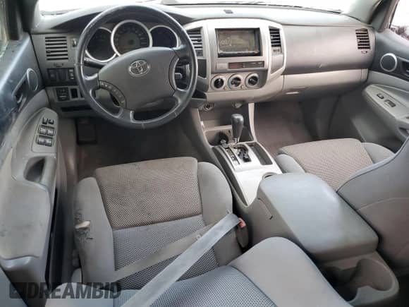 2008 Toyota Tacoma PreRunner with VIN 3TMKU72N98M015846, listed as a Copart auction lot 82139065 with 210,053 mi miles and Salvage title. Bid and sale history available at DreamBid. Image 8.