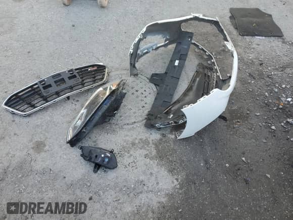 2017 Chevrolet Cruze LT z VIN 1G1BD5SM1H7264561, wystawiony jako Copart lot #53164935 z przebiegiem 88 471 mil mil oraz Szkoda całkowita • Salvage title. Historia ofert i sprzedaży dostępna na DreamBid. Obrazek 12.