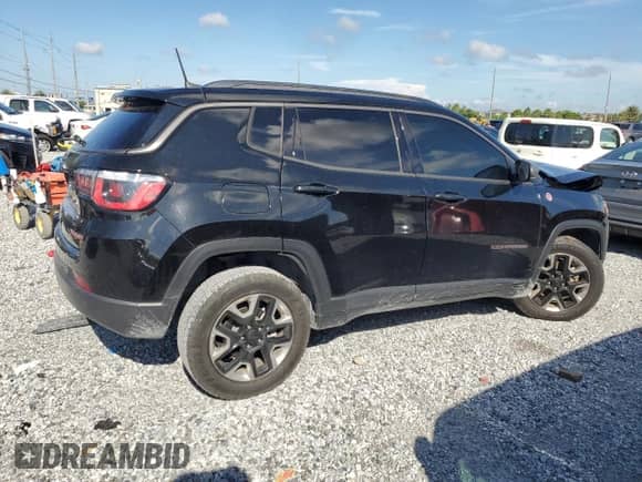 2017 Jeep Compass Trailhawk with VIN 3C4NJDDBXHT607219, listed as a Copart auction lot 69511815 with Not provided miles and Salvage title. Bid and sale history available at DreamBid. Image 3.