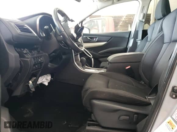 2019 Subaru Ascent Premium с VIN 4S4WMAFD1K3427943, выставлен на аукционе Copart как лот 68275665 с пробегом 112 609 миль миль и Списание • Salvage title. История ставок и продаж доступна на DreamBid. Изображение 7.