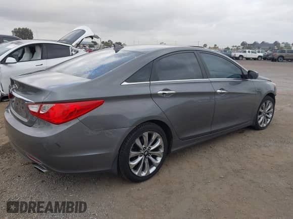 2011 Hyundai Sonata SE с VIN 5NPEC4AC8BH119904, выставлен на аукционе IAAI как лот 43430514 с пробегом 176 299 миль миль и . История ставок и продаж доступна на DreamBid. Изображение 4.
