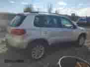 2017 Volkswagen Tiguan S с VIN WVGBV7AX4HK051298, выставлен на аукционе Copart как лот 82281575 с пробегом 67 564 миль миль и Чистый • Clean title. История ставок и продаж доступна на DreamBid. Изображение 3.