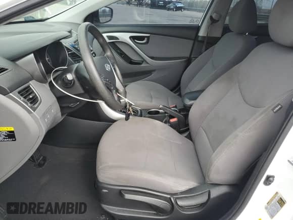 2015 Hyundai Elantra SE с VIN 5NPDH4AE8FH587605, выставлен на аукционе Copart как лот 85938475 с пробегом 136 360 миль миль и Списание • Salvage title. История ставок и продаж доступна на DreamBid. Изображение 7.
