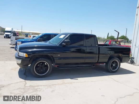 2001 Dodge 1500 with VIN 3B7HC13Z91G700719, listed as a IAAI auction lot 42911126 with 215,140 mi miles and . Bid and sale history available at DreamBid. Image 13.