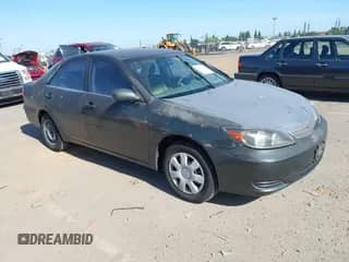 2004 Toyota Camry LE with VIN JTDBE32K940285801, listed as a IAAI auction lot 42335640 with 109,719 mi miles and . Bid and sale history available at DreamBid. Image 1.