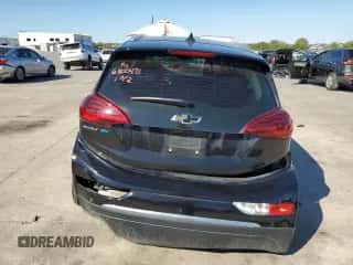 2019 Chevrolet Bolt EV Premier z VIN 1G1FZ6S04K4136393, wystawiony jako Copart lot #70840933 z przebiegiem 62 106 mil mil oraz . Historia ofert i sprzedaży dostępna na DreamBid. Obrazek 6.