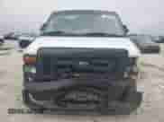 2010 Ford Econoline Cargo Commercial z VIN 1FTNE2EW5ADA87906, wystawiony jako Copart lot #70585604 z przebiegiem 302 164 mil mil oraz Szkoda całkowita • Salvage title. Historia ofert i sprzedaży dostępna na DreamBid. Obrazek 5.