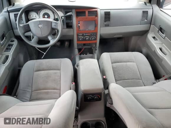 2006 Dodge Durango SLT с VIN 1D4HD48N56F113000, выставлен на аукционе Copart как лот 52457235 с пробегом 203 725 миль миль и Списание • Salvage title. История ставок и продаж доступна на DreamBid. Изображение 8.