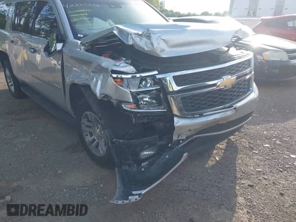 2019 Chevrolet Suburban LT с VIN 1GNSKHKCXKR301647, выставлен на аукционе IAAI как лот 42285230 с пробегом 111 342 миль миль и . История ставок и продаж доступна на DreamBid. Изображение 6.