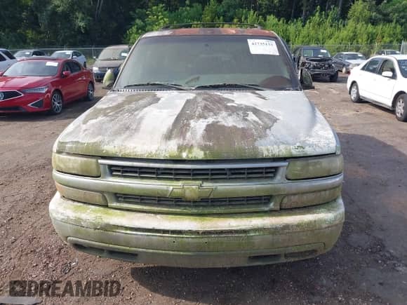 2001 Chevrolet Tahoe LS with VIN 1GNEC13T81J158131, listed as a IAAI auction lot 42735133 with 257,008 mi miles and . Bid and sale history available at DreamBid. Image 6.