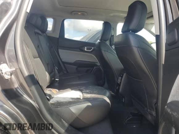 2022 Jeep Compass Latitude Lux с VIN 3C4NJDFB5NT164065, выставлен на аукционе Copart как лот 71243735 с пробегом 33 490 миль миль и Списание • Salvage title. История ставок и продаж доступна на DreamBid. Изображение 11.