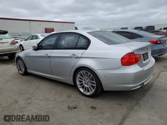 2010 BMW 3 Series 335d with VIN WBAPN7C57AA266852, listed as a Copart auction lot 43242965 with 95,078 mi miles and Clean title. Bid and sale history available at DreamBid. Image 2.