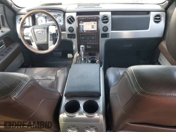 2010 Ford F-150 XL z VIN 1FTFW1EV9AFD11136, wystawiony jako Copart lot #59421555 z przebiegiem 128 733 mil mil oraz Szkoda całkowita • Salvage title. Historia ofert i sprzedaży dostępna na DreamBid. Obrazek 8.