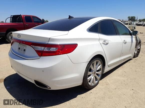 2012 Hyundai Azera с VIN KMHFH4JGXCA185058, выставлен на аукционе Copart как лот 50621452 с пробегом Не указан миль и На запчасти • Non repairable. История ставок и продаж доступна на DreamBid. Изображение 4.