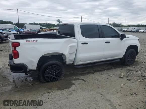 2024 Chevrolet Silverado 1500 Custom Trail Boss with VIN 3GCPDCEK5RG415550, listed as a Copart auction lot 62871545 with 14,296 mi miles and Salvage title. Bid and sale history available at DreamBid. Image 3.