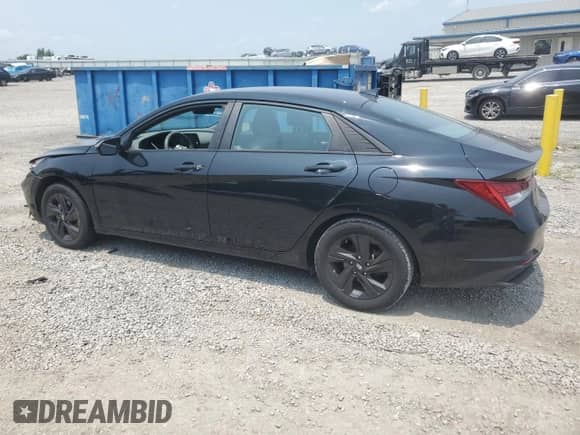 2021 Hyundai Elantra Blue с VIN KMHLM4AJ6MU011563, выставлен на аукционе Copart как лот 60281095 с пробегом 77 717 миль миль и Списание • Salvage title. История ставок и продаж доступна на DreamBid. Изображение 2.