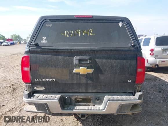2017 Chevrolet Colorado 4WD LT с VIN 1GCPTCE14H1188651, выставлен на аукционе IAAI как лот 42219742 с пробегом 114 907 миль миль и . История ставок и продаж доступна на DreamBid. Изображение 16.