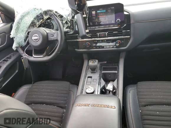 2024 Nissan Pathfinder Rock Creek с VIN 5N1DR3BD5RC251807, выставлен на аукционе Copart как лот 66167775 с пробегом 6 915 миль миль и Списание • Salvage title. История ставок и продаж доступна на DreamBid. Изображение 8.