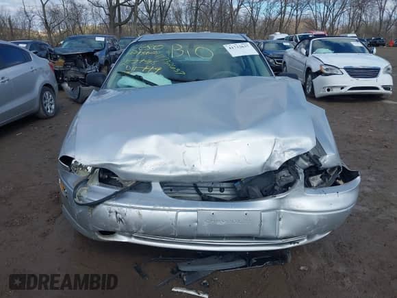 2005 Chevrolet Malibu Classic z VIN 1G1ND52F95M202420, wystawiony jako IAAI lot #41732637 z przebiegiem 144 144 mil mil oraz . Historia ofert i sprzedaży dostępna na DreamBid. Obrazek 12.