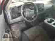 2013 Chevrolet Silverado 1500 Work Truck z VIN 1GCNKPEX8DZ174642, wystawiony jako Copart lot #61579325 z przebiegiem 196 008 mil mil oraz Szkoda całkowita • Salvage title. Historia ofert i sprzedaży dostępna na DreamBid. Obrazek 8.