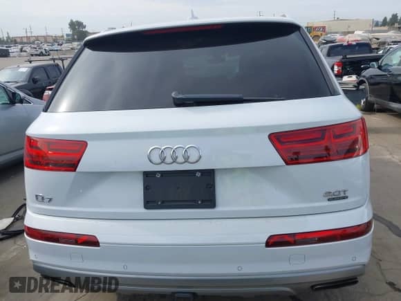 2017 Audi Q7 Premium Plus with VIN WA1LAAF79HD050219, listed as a IAAI auction lot 43085208 with 94,857 mi miles and . Bid and sale history available at DreamBid. Image 16.