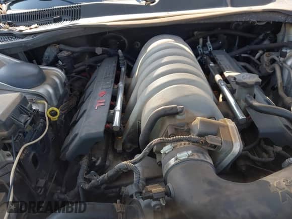 2006 Chrysler 300 C SRT-8 with VIN 2C3LA73W76H103542, listed as a IAAI auction lot 42924495 with 231,205 mi miles and . Bid and sale history available at DreamBid. Image 10.