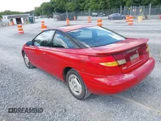 1997 Saturn 2dr Coupe с VIN 1G8ZH127XVZ343833, выставлен на аукционе IAAI как лот 42807965 с пробегом 253 011 миль миль и . История ставок и продаж доступна на DreamBid. Изображение 3.