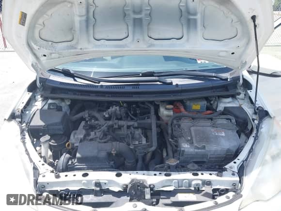 2012 Toyota Prius One with VIN JTDKDTB33C1522173, listed as a IAAI auction lot 42893189 with 220,104 mi miles and . Bid and sale history available at DreamBid. Image 10.