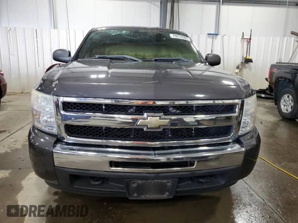 2010 Chevrolet Silverado 1500 Work Truck с VIN 1GCPKPE02AZ201387, выставлен на аукционе Copart как лот 70572665 с пробегом Не указан миль и На запчасти • Non repairable. История ставок и продаж доступна на DreamBid. Изображение 5.