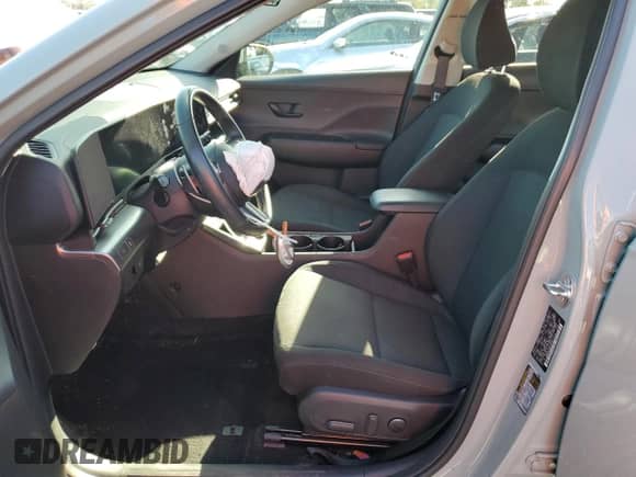 2024 Hyundai Kona SEL with VIN KM8HC3A69RU011613, listed as a Copart auction lot 80280135 with 17,413 mi miles and Salvage title. Bid and sale history available at DreamBid. Image 7.