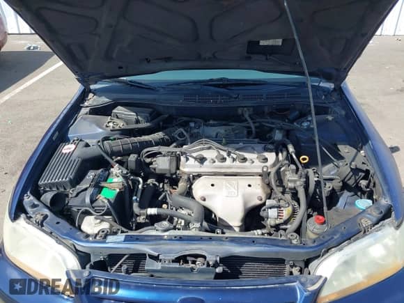 2001 Honda Accord LX with VIN 1HGCG56431A138063, listed as a IAAI auction lot 42196941 with 325,924 mi miles and . Bid and sale history available at DreamBid. Image 10.