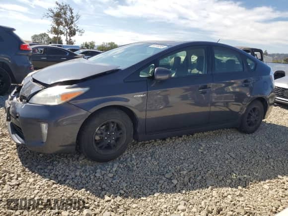 2012 Toyota Prius Three with VIN JTDKN3DU3C1614323, listed as a Copart auction lot 80818315 with 147,678 mi miles and Salvage title. Bid and sale history available at DreamBid. Image 1.