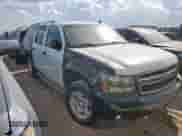 2008 Chevrolet Suburban LTZ с VIN 1GNFC16058J249955, выставлен на аукционе Copart как лот 67005115 с пробегом 198 944 миль миль и Чистый • Clean title. История ставок и продаж доступна на DreamBid. Изображение 4.