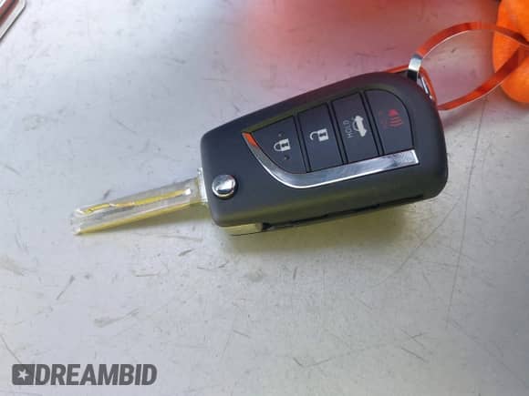 2019 Toyota Camry LE с VIN 4T1B11HK2KU715449, выставлен на аукционе IAAI как лот 43495656 с пробегом 82 639 миль миль и . История ставок и продаж доступна на DreamBid. Изображение 11.