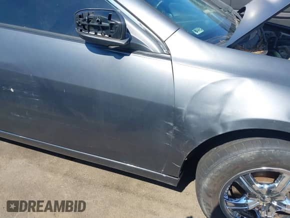 2004 Honda Accord LX with VIN 1HGCM72264A022157, listed as a IAAI auction lot 42855432 with 296,786 mi miles and . Bid and sale history available at DreamBid. Image 13.