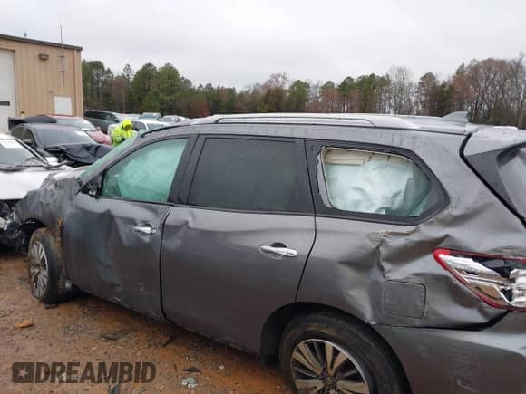 2019 Nissan Pathfinder SL with VIN 5N1DR2MNXKC620019, listed as a IAAI auction lot 41555742 with Not provided miles and . Bid and sale history available at DreamBid. Image 13.