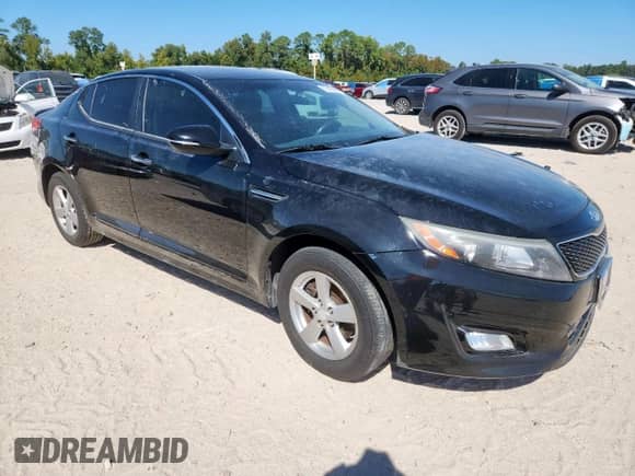 2014 Kia Optima LX with VIN 5XXGM4A75EG265931, listed as a Copart auction lot 82403665 with 132,110 mi miles and Clean title. Bid and sale history available at DreamBid. Image 4.