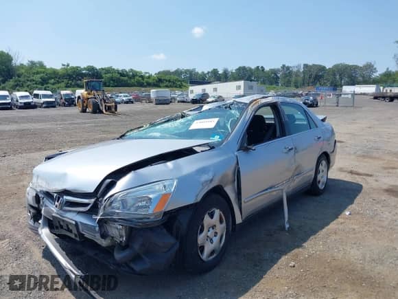 2007 Honda Accord LX с VIN 1HGCM56497A209803, выставлен на аукционе IAAI как лот 43004885 с пробегом 92 920 миль миль и . История ставок и продаж доступна на DreamBid. Изображение 12.