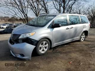2014 Toyota Sienna L with VIN 5TDZK3DC2ES458053, listed as a Copart auction lot 43503505 with 100,656 mi miles and Salvage title. Bid and sale history available at DreamBid. Image 1.
