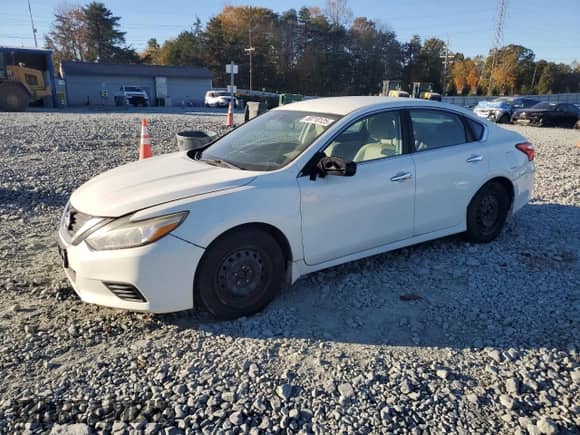 2016 Nissan Altima SR z VIN 1N4AL3AP6GC271927, wystawiony jako Copart lot #89710125 z przebiegiem Nie podano mil oraz Czysty tytuł • Clean title. Historia ofert i sprzedaży dostępna na DreamBid. Obrazek 1.