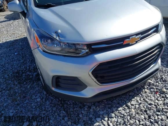 2017 Chevrolet Trax LS z VIN KL7CJKSB8HB261653, wystawiony jako IAAI lot #42975234 z przebiegiem 77 396 mil mil oraz . Historia ofert i sprzedaży dostępna na DreamBid. Obrazek 6.
