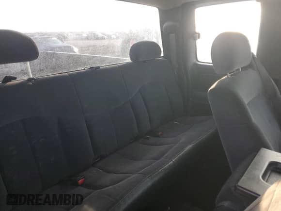 2002 Chevrolet Silverado 1500 с VIN 2GCEC19W721391097, выставлен на аукционе Copart как лот 44111575 с пробегом Не указан миль и Списание • Salvage title. История ставок и продаж доступна на DreamBid. Изображение 10.