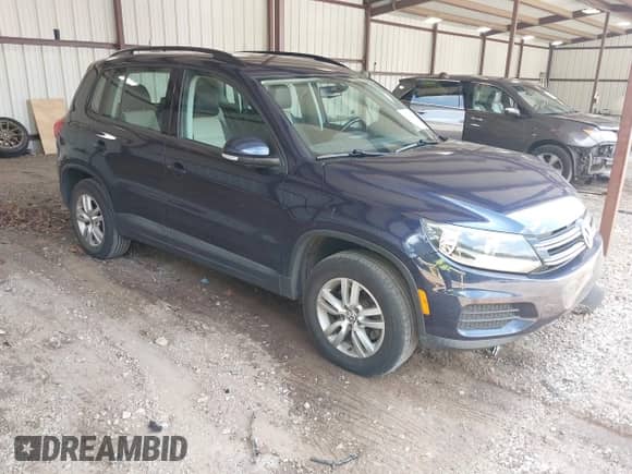 2016 Volkswagen Tiguan S с VIN WVGAV7AXXGW581326, выставлен на аукционе IAAI как лот 43042334 с пробегом 88 864 миль миль и . История ставок и продаж доступна на DreamBid. Изображение 1.