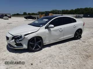 2016 Volvo S60 T5 Drive-E R-Design Special Edition с VIN YV126MFP6G2394504, выставлен на аукционе Copart как лот 59808723 с пробегом 113 890 миль миль и . История ставок и продаж доступна на DreamBid. Изображение 1.
